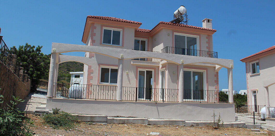 Villa F