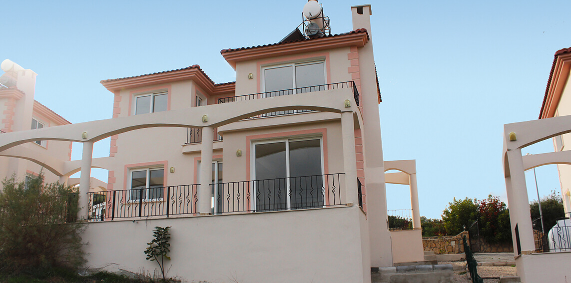 Villa F