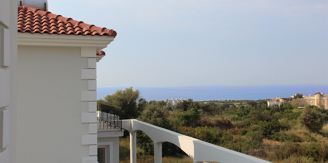 Villa T