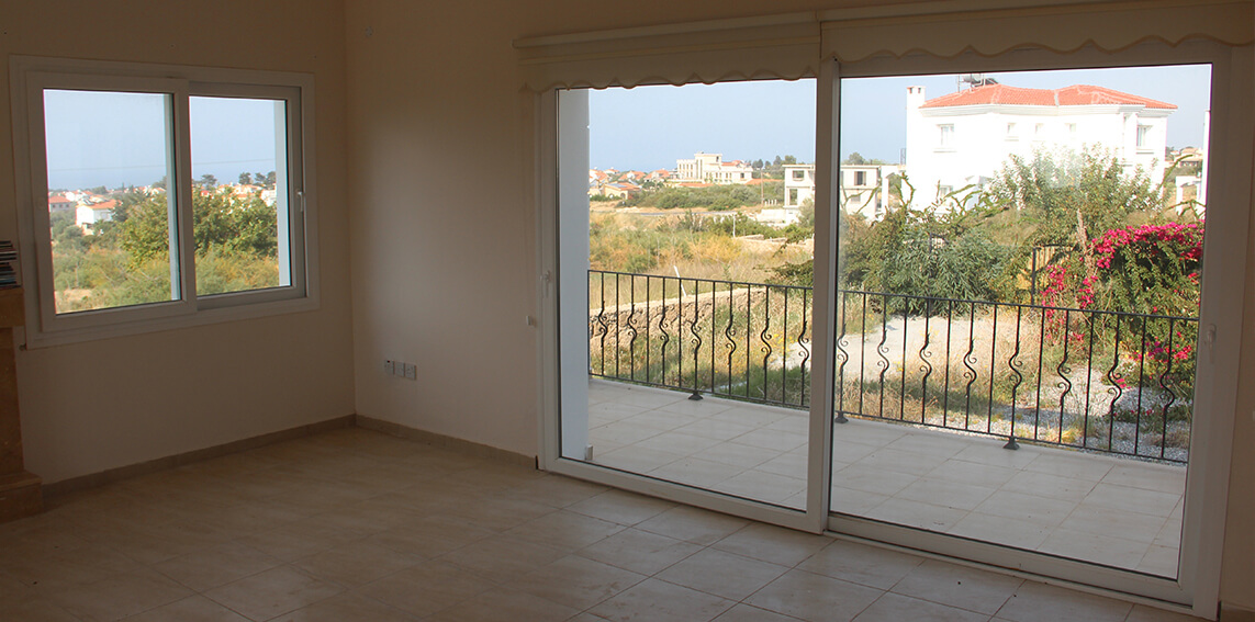 Villa T