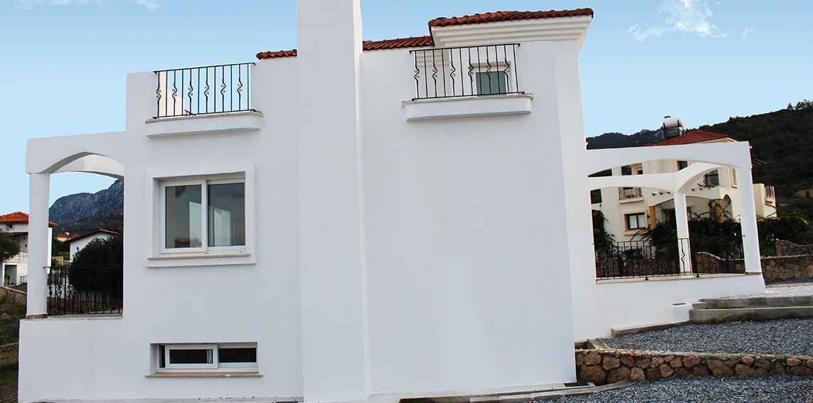 Villa T
